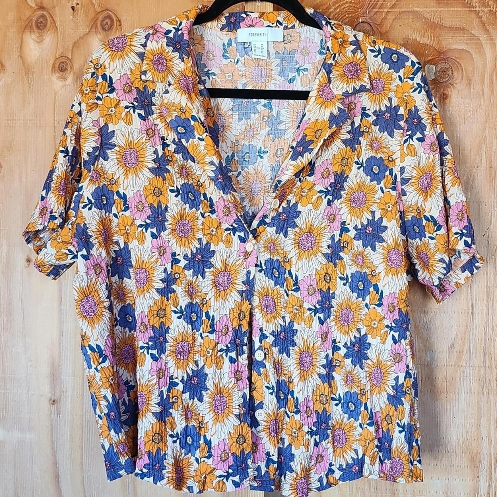 Forever 21 Multicolor Floral Blouse